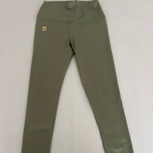 💫 lycra, new green, infnt brand, one size.